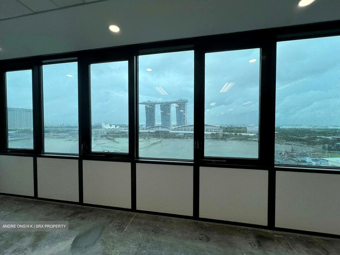Hsbc Building (D1), Office #521038441